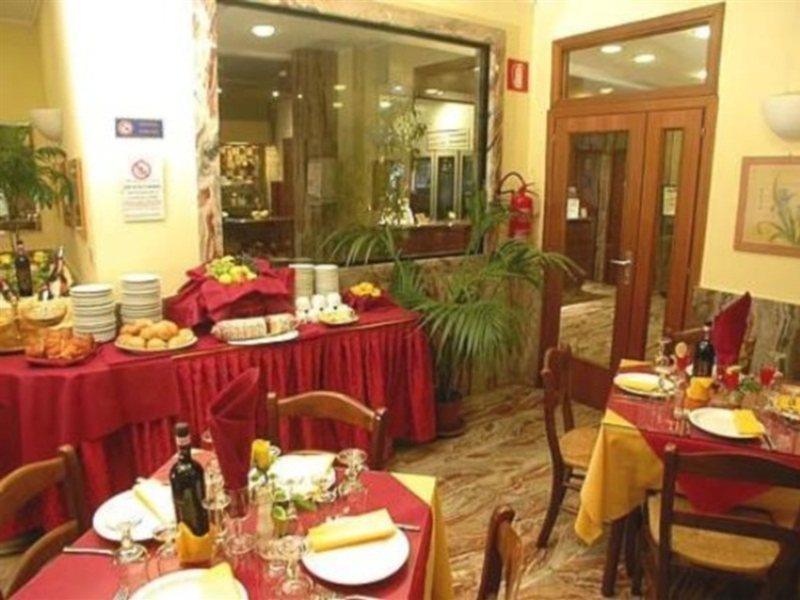 Hotel Corolle Florence Restaurant photo